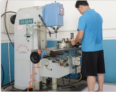 CNC milling machines (machining wheel angle)